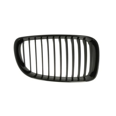Kuva BLIC 6502 07 0085998P Etusäleikkö Eteen, oikea musta BMW: 1 Hatchback