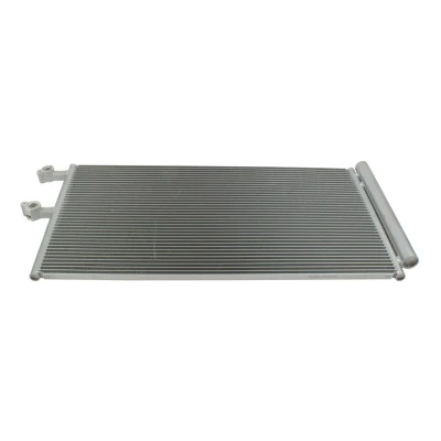 Kuva MAXGEAR Easy Fit AC830220 Ilmastoinnin Lauhdutin Vedenerottimella 18mm 13,7mm 698mm