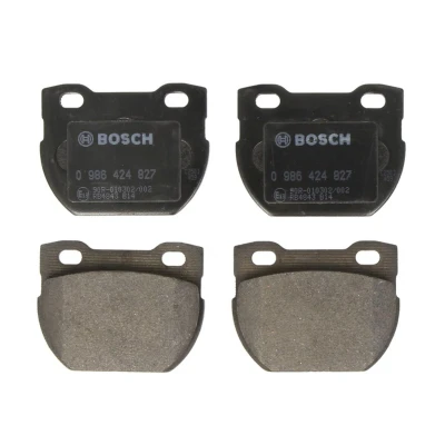 Kuva BOSCH 0 986 424 827 Jarrupalat Low Metallic Huudonvaimennuspellillä, asennusohjeella LAND ROVER: Defender SUV