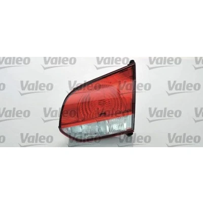 Kuva VALEO 043880 Takavalot ORIGINAL PART Vasen Sisä osa polttimoilla Lampun kannalla VOLKSWAGEN: GOLF 6