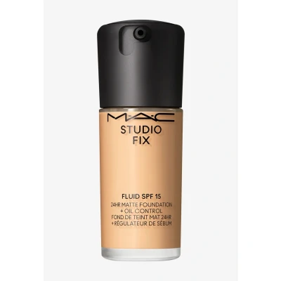 Kuva MAC Studio Fix Fluid Meikkivoide SPF 15 30 ml
