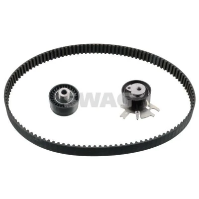 Kuva SWAG 62 92 6818 Jakohihnasarja 116 trapetsinmuotoisella hammasprofiililla FORD: MONDEO 4 Stufenheck, Turnier, KUGA 1, VOLVO: V70 3, V50