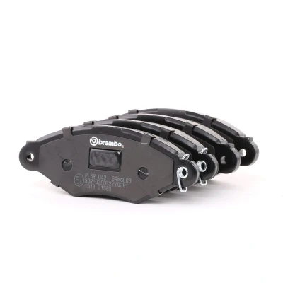Kuva BREMBO P 68 042 Jarrupalat Sis. kulumisenilmaisimen Jarrusatulan ruuveilla Ilman tarvikkeita RENAULT: Kangoo I, I Express