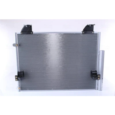 Kuva NISSENS 940083 Ilmastoinnin Lauhdutin Vedenerottimella Alumiini 650 R 134a TOYOTA: HILUX 3 Pick up