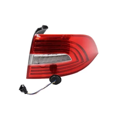 Kuva DPA 99451334202 Takavalot Oikea SKODA: Superb II Farmari, Hatchback