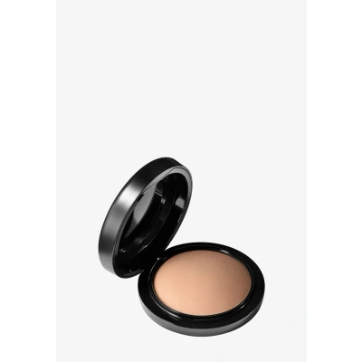 Kuva MAC Mineralize Skinfinish Natural Medium Dark 10 g