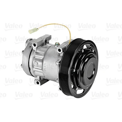 Kuva VALEO 813046 Ilmastoinnin Kompressori SD7H15 24 PAG 46 R 134a kompressoriöljyllä