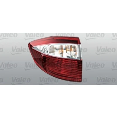 Kuva VALEO 044444 Takavalot ORIGINAL PART Oikea Uloin osa polttimoilla Lampun kannalla FORD: C Max 2