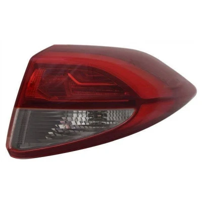 Kuva TYC 11 6853 16 2 Takavalot Oikea Uloin osa LED Lampun kannalla