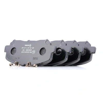 Kuva BREMBO P 49 045 Jarrupalat akustisella kulumavaroittimella Ilman tarvikkeita MAZDA: CX 5 I, II