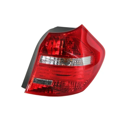 Kuva VALEO 044407 Takavalot ORIGINAL PART Oikea Punainen polttimoilla Lampun kannalla