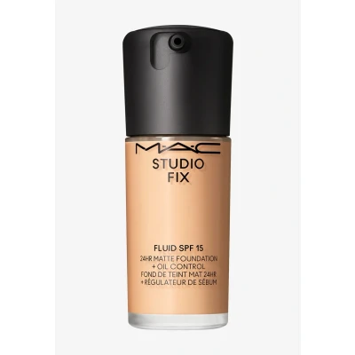 Kuva MAC Studio Fix Fluid Meikkivoide SPF 15 30 ml