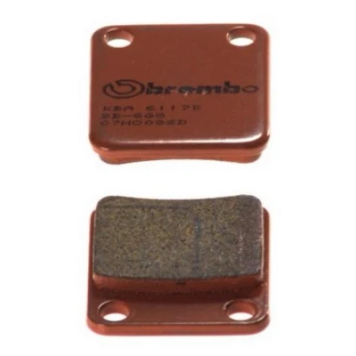 Kuva BREMBO Sinter Offroad 07HO09SD Jarrupalat Edessä ja takana