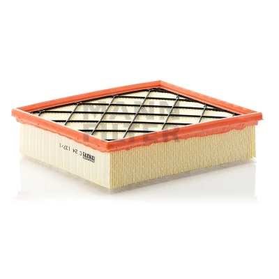 Kuva MANN FILTER C 24 137/1 Ilmansuodatin 67 207 234 Suodatinpanos VOLVO: S80 II, V70 3, V50, FORD: Focus 2, MONDEO 4 Turnier,