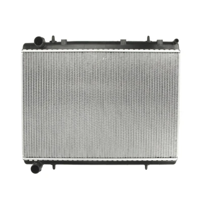 Kuva NRF 53973 Jäähdytin Alumiini 563 380 34 Jäähdytysrivat mekaan. kiinnitetyt PEUGEOT: 307 Hatchback, SW, 308 I Hatchback