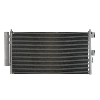 Kuva THERMOTEC KTT110191 Ilmastoinnin Lauhdutin Vedenerottimella 610 FIAT: Punto II Hatchback