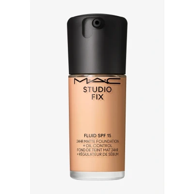 Kuva MAC Studio Fix Fluid Meikkivoide SPF 15 30 ml
