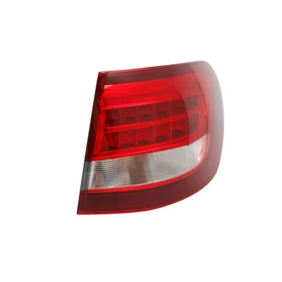Kuva ULO 1190002 Takavalot Oikea Uloin osa Lampun kannalla MERCEDES BENZ: GLC SUV