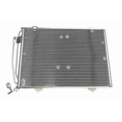 Kuva VEMO Original Quality V30 62 1021 Ilmastoinnin Lauhdutin Alumiini 540 MERCEDES BENZ: C sarja T modell, CLK Coupe, Sedan