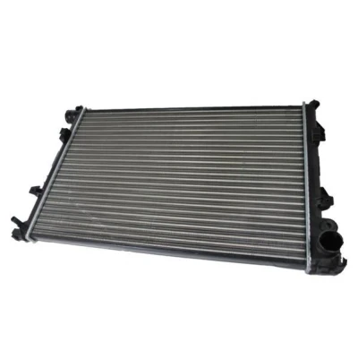 Kuva THERMOTEC D7P004TT Jäähdytin Alumiini, Muovi 670 446 32 Käsivaihteisto Jäähdytysrivat mekaan. kiinnitetyt PEUGEOT: 309 II Hatchback, I Hatchback