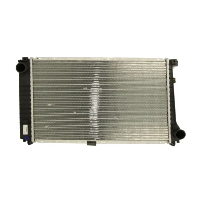 Kuva NRF 51568 Jäähdytin Alumiini 550 358 45 asennusosilla Jäähdytysrivat juotetut BMW: 3 Sedan, Touring, Compact