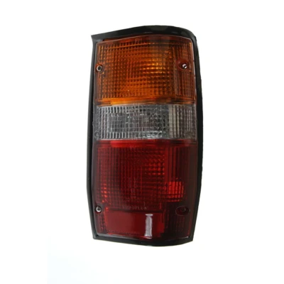 Kuva VAN WEZEL 3293922 Takavalot Oikea Lampun kannalla MITSUBISHI: L200 II Pick up
