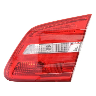 Kuva ULO 1112004 Takavalot Oikea Sisä osa Lampun kannalla, Polttimolla MERCEDES BENZ: B sarja