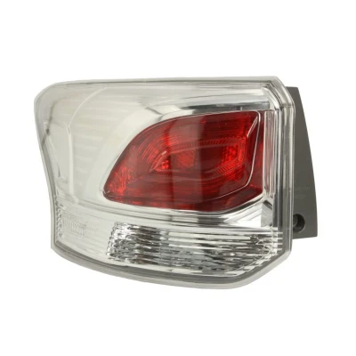 Kuva TYC 11 6632 15 9 Takavalot Vasen Punainen Lampun kannalla MITSUBISHI: OUTLANDER 3