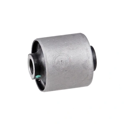 Kuva Tukivarren hela, Taka akseli, oikea, vasen, Alla LEXUS LX, TOYOTA LAND CRUISER 100 OE 48702 60090( ), 48710 60070( 60080( )