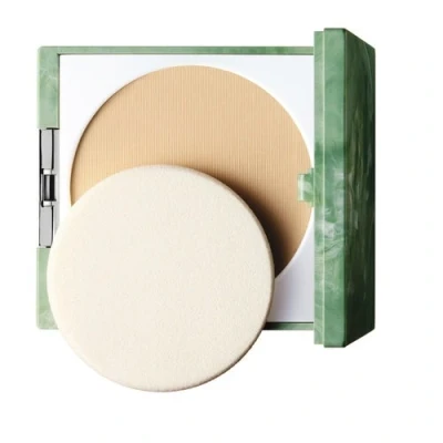 Kuva Clinique Almost Powder Makeup 05 medium 10 g