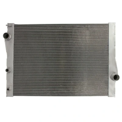 Kuva THERMOTEC D7B038TT Jäähdytin Alumiini 557 438 40 Käsivaihteisto Jäähdytysrivat juotetut BMW: X5