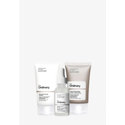 Kuva The Ordinary Clear Setti