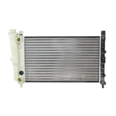Kuva NRF 54701 Jäähdytin Alumiini 520 322 32 Jäähdytysrivat mekaan. kiinnitetyt FIAT: Uno Hatchback