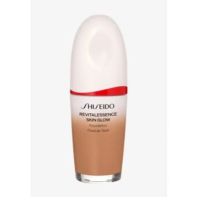 Kuva Shiseido Revitalessence Skin Glow Meikkivoide 30 ml