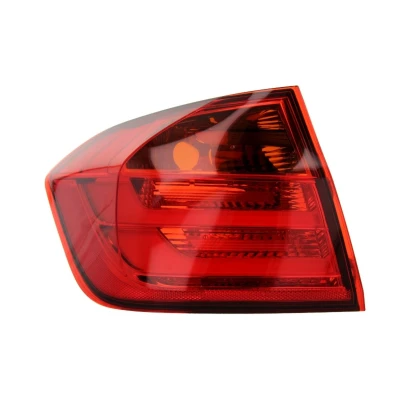 Kuva TYC 11 12276 06 2 Takavalot Vasen Uloin osa LED Ilman lampun kantaa, LEDillä BMW: 3 Sedan