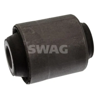 Kuva SWAG 80 94 1132 Tukivarren Hela Taka akseli, vasen, Alla, Edessä, oikea Kumimetallilaakeri Poikittaistukivarrelle