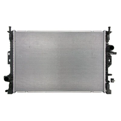 Kuva THERMOTEC D7G030TT Jäähdytin 670 449 26 Käsivaihteisto, Automaattivaihteisto Jäähdytysrivat juotetut VOLVO: V70 2, S80 II, XC60 I, FORD: S Max Mk1