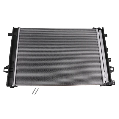 Kuva VEMO V30 62 1054 Ilmastoinnin Lauhdutin Vedenerottimella 610 x 462 12 mm 13,7 MERCEDES BENZ: B sarja, CLA Farmari