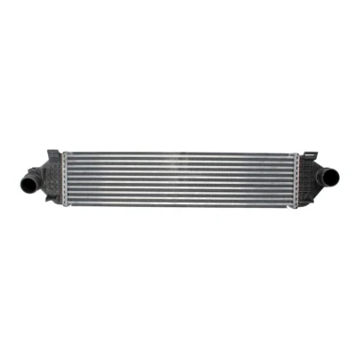 Kuva NRF 30321 Välijäähdytin VOLVO: V40 Hatchback, V60 I, V70 3, FORD: MONDEO 4 Turnier