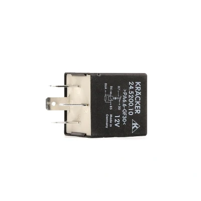 Kuva VEMO Q+, original equipment manufacturer quality MADE IN GERMANY V15 71 0017 Polttoainepumpun Rele 5 VOLKSWAGEN: Passat B5 GP Variant