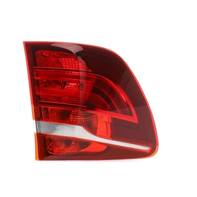 Kuva TYC 11 12056 16 9 Takavalot Vasen Uloin osa LED Lampun kannalla, LEDillä BMW: X3