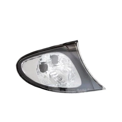 Kuva TYC 18 0164 15 2 Vilkku Musta Eteen, vasen Lampun kannalla BMW: 3 Touring, Sedan